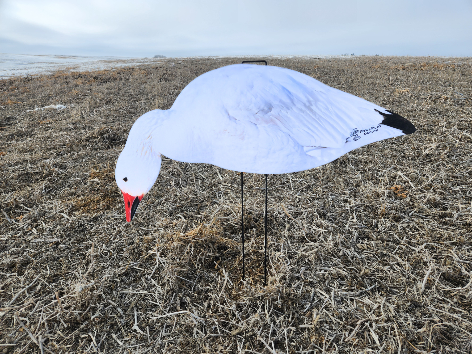 Snow goose silhouette decoys for high-volume spring and fall conservation hunts