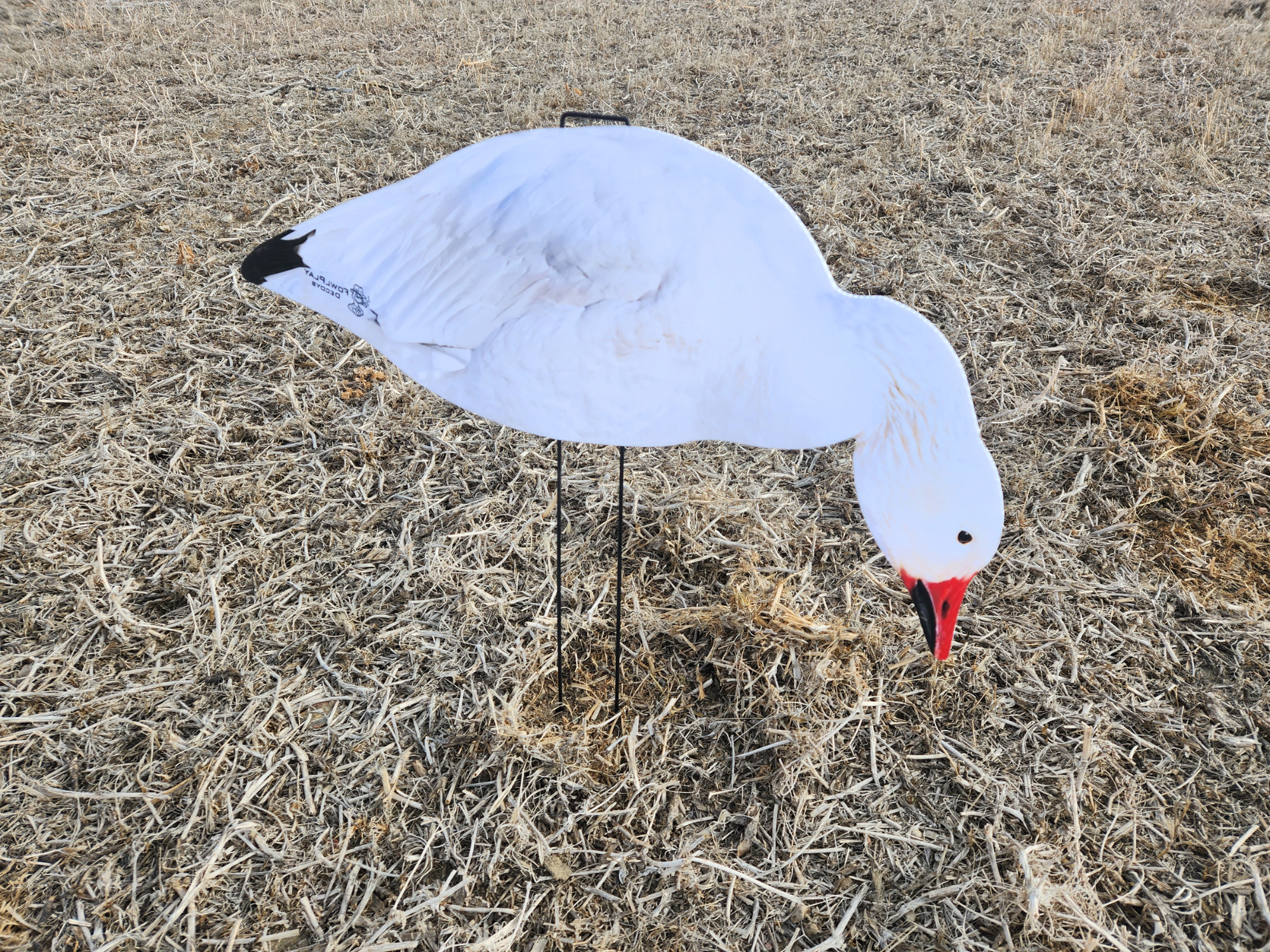 Snow goose silhouette decoys for high-volume spring and fall conservation hunts